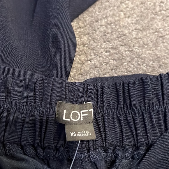 NWT LOFT WIDE LEG CROP - Picture 5 of 6